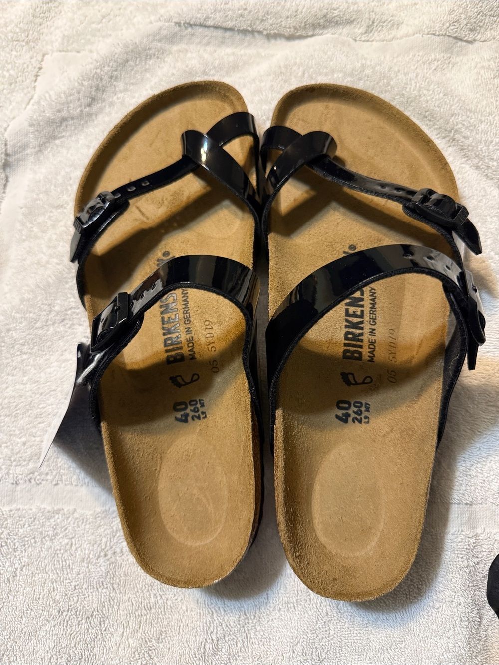Birkenstock Black Patent Mayari Sandals - Picture 5 of 5
